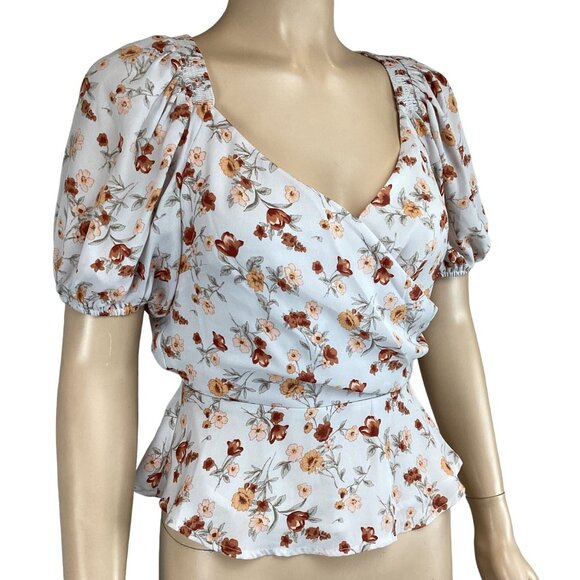ASTR The Label Top Size XS Xsmall Floral Puff Sleeve Wrap Blouse‎ Taupe Rust - Picture 5 of 8
